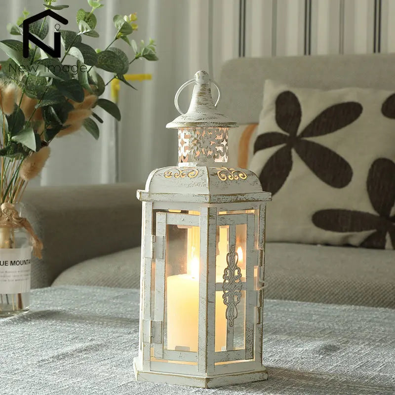 Lanterne Bougeoir Décorative en Métal et Verre – Blanc et Or