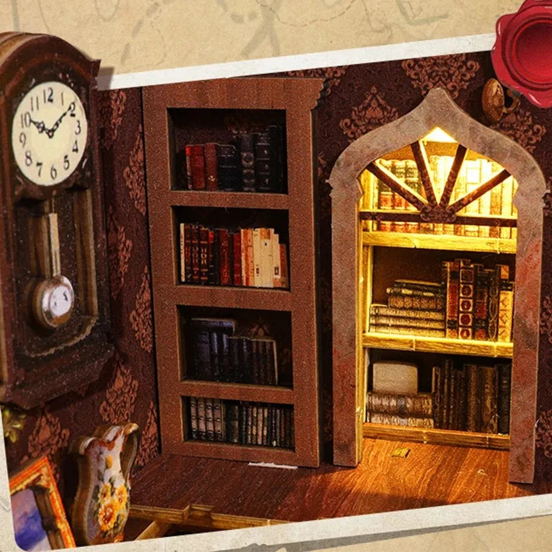 Maison miniature à assembler – Décoration pour bibliothèque